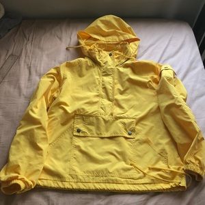 Classic, versatile yellow hooded rain jacket - S